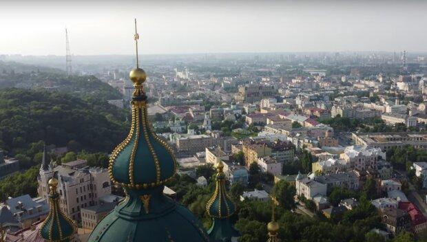 Церковный праздник 3 марта: узнайте, что запрещено делать сегодня и как привлечь красоту и вечную молодость в свою жизнь.